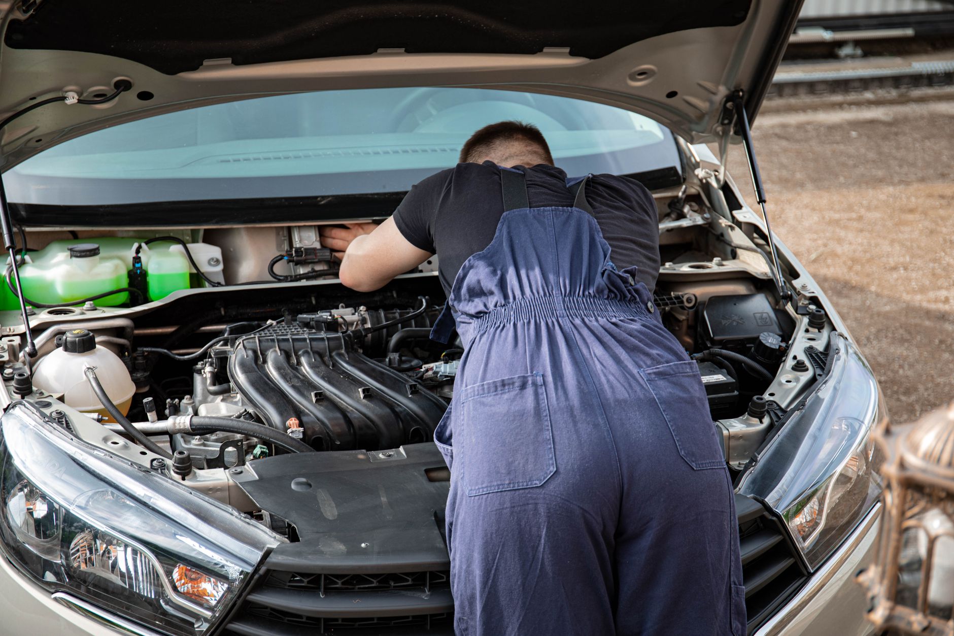 Why smash repairs in Ross Creek Choose website management That Actually Works