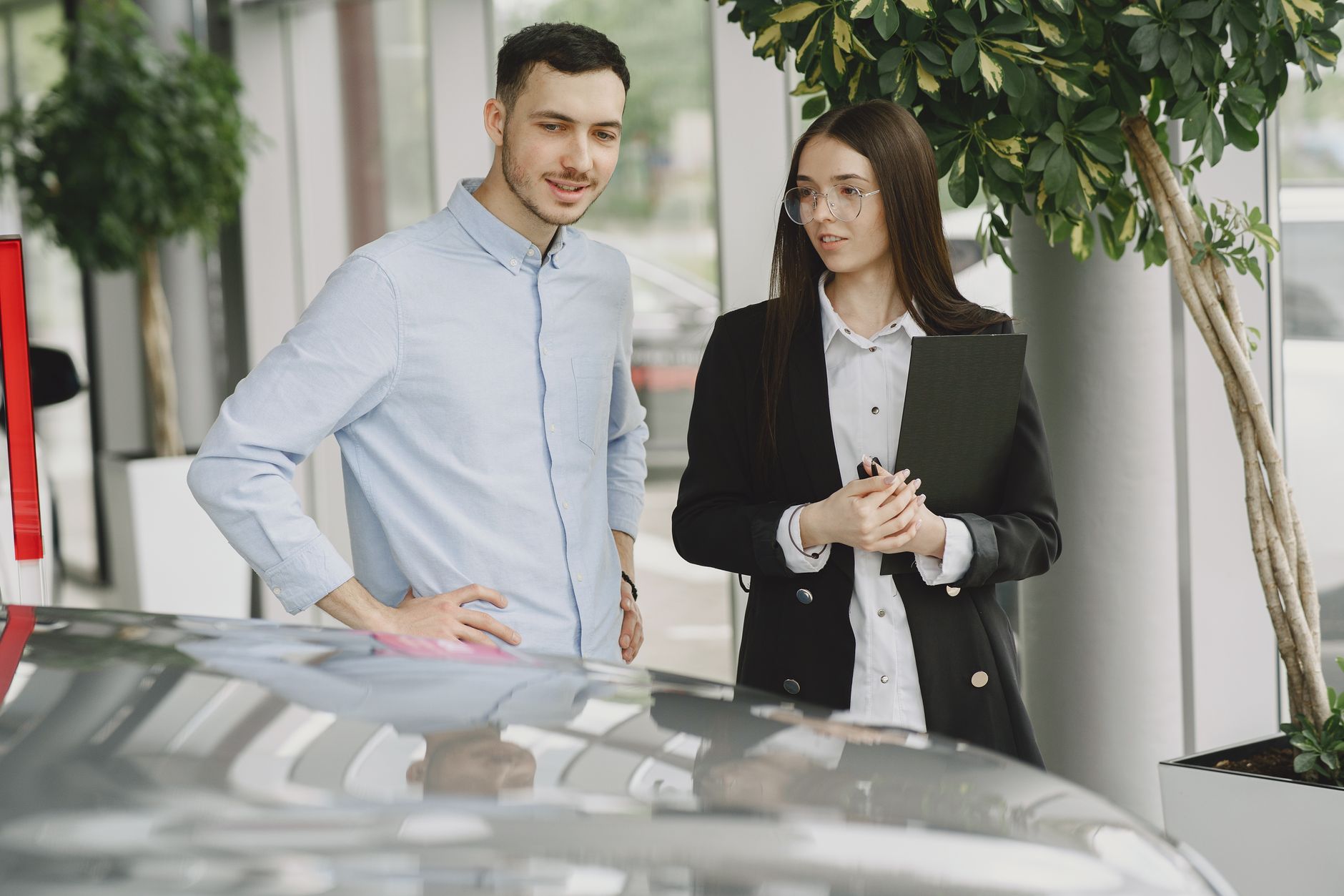 5 Reasons car sales in Creswick Need website management in 2026