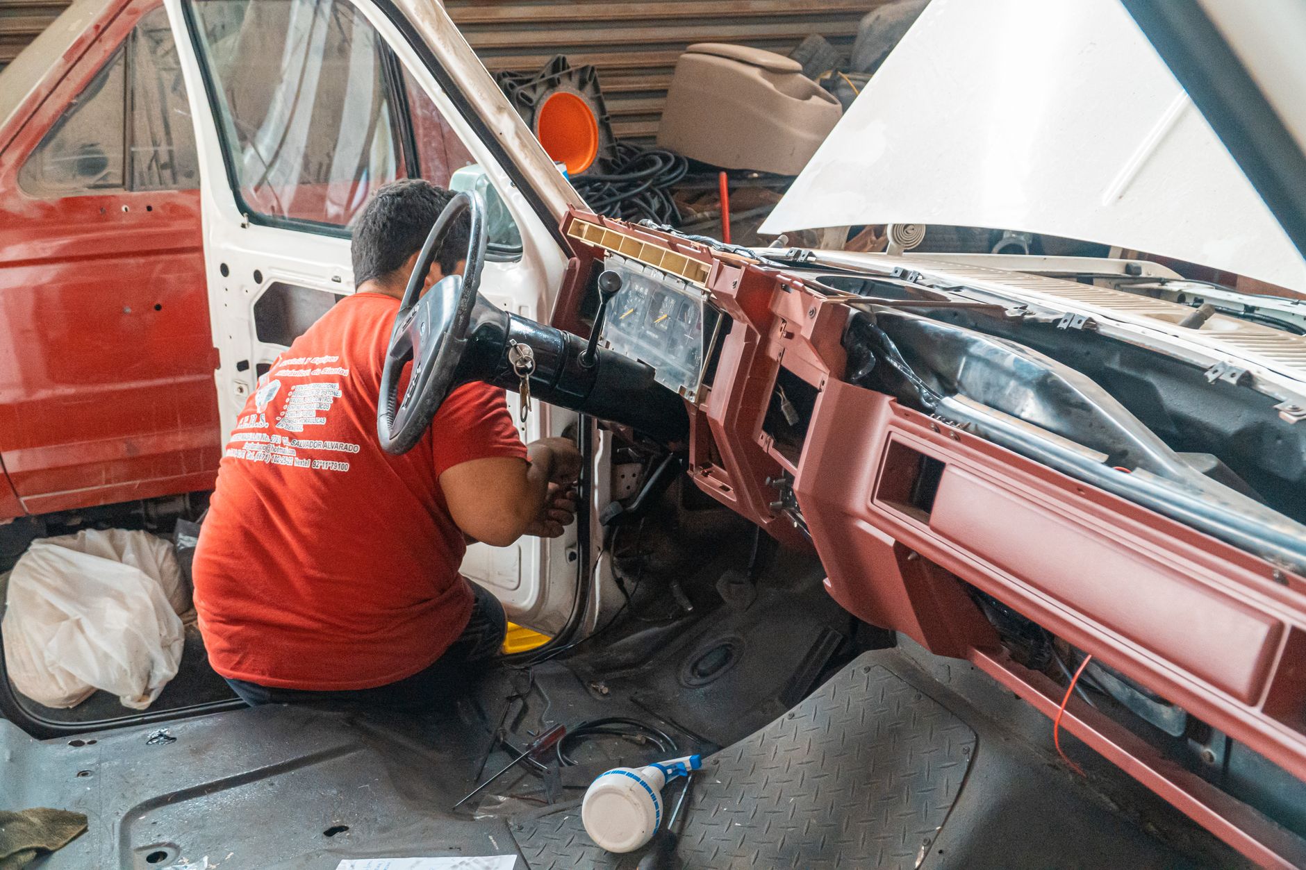 5 Reasons Smash Repairs in Haddon Need Website Re-build in 2026